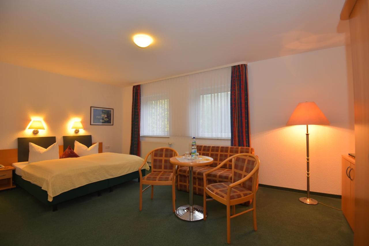 Hotel Am Wald -Garni- Elgersburg Exterior photo