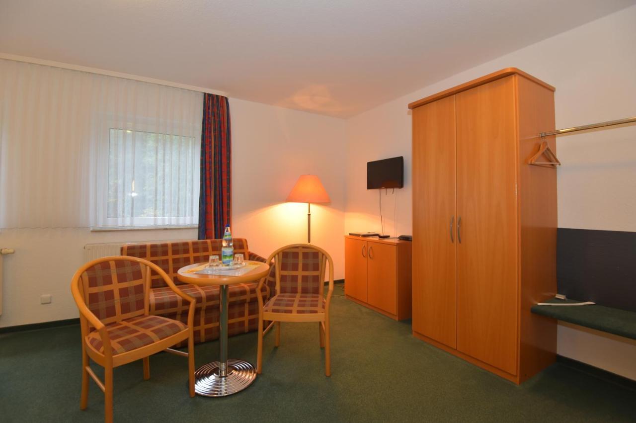 Hotel Am Wald -Garni- Elgersburg Exterior photo